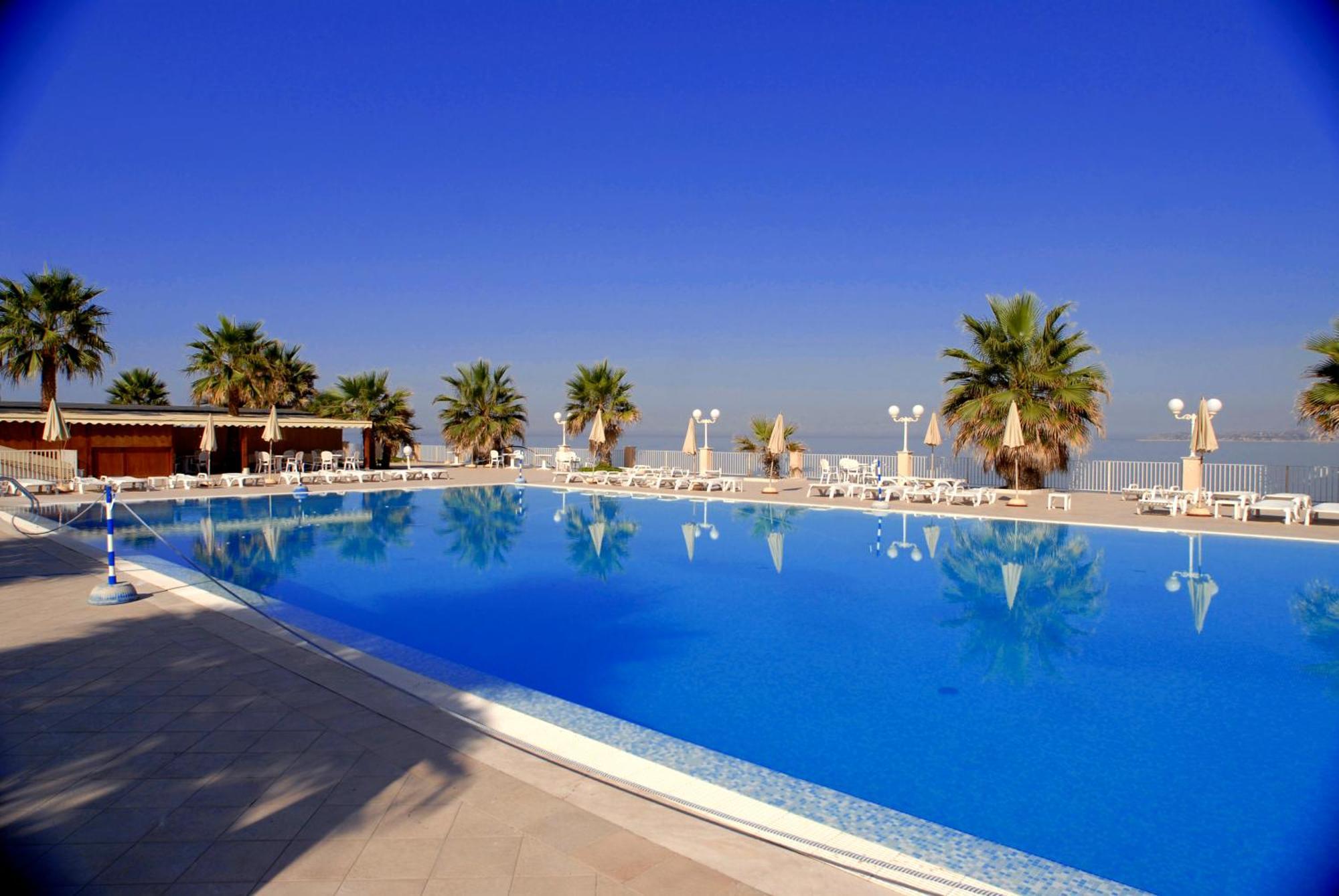 Dioscuri Bay Palace Сан-Леоне Экстерьер фото