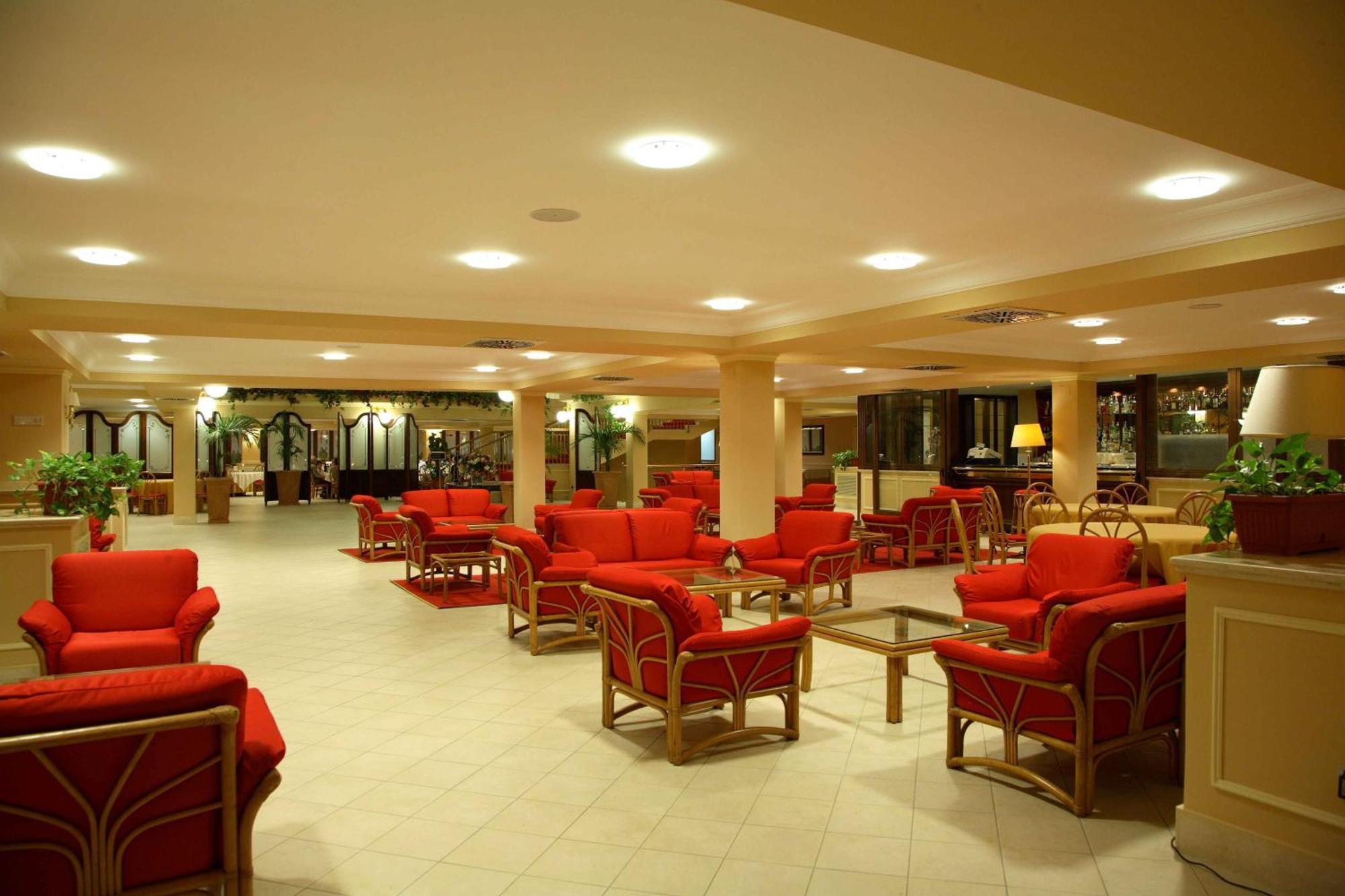 Dioscuri Bay Palace Сан-Леоне Интерьер фото