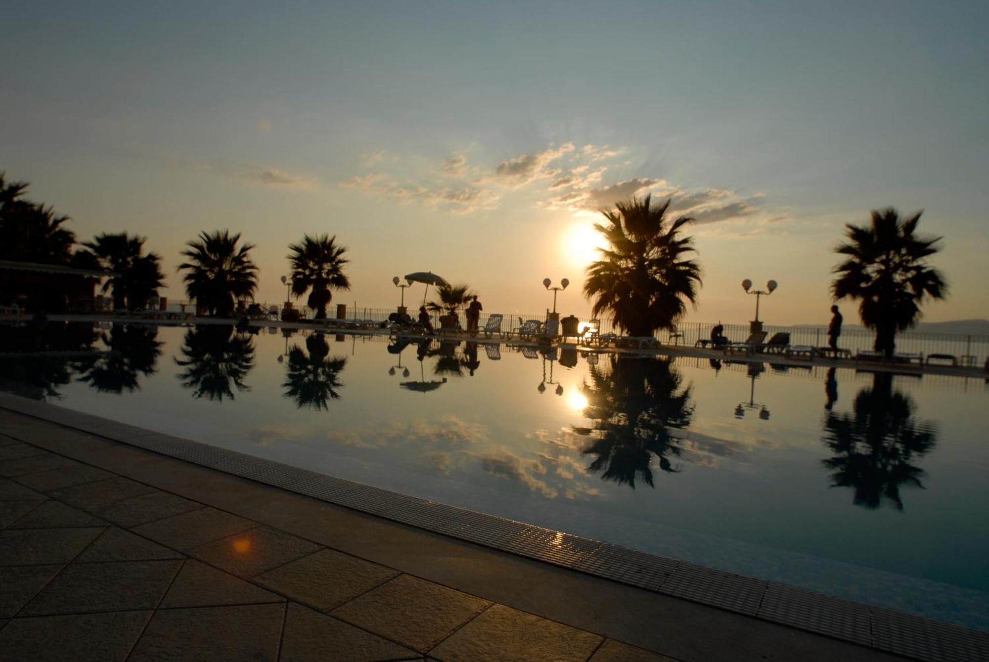Dioscuri Bay Palace Сан-Леоне Экстерьер фото