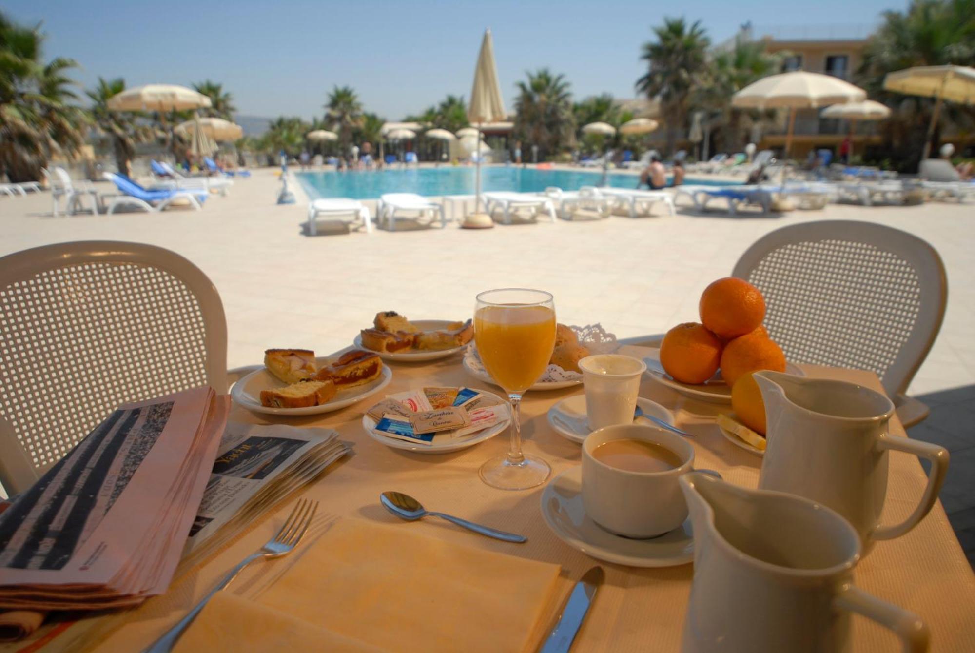 Dioscuri Bay Palace Сан-Леоне Экстерьер фото