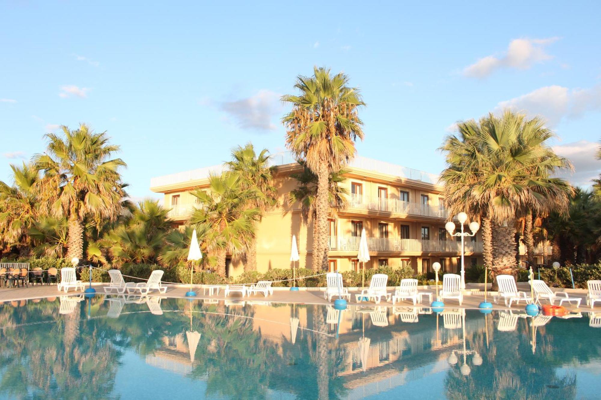 Dioscuri Bay Palace Сан-Леоне Экстерьер фото